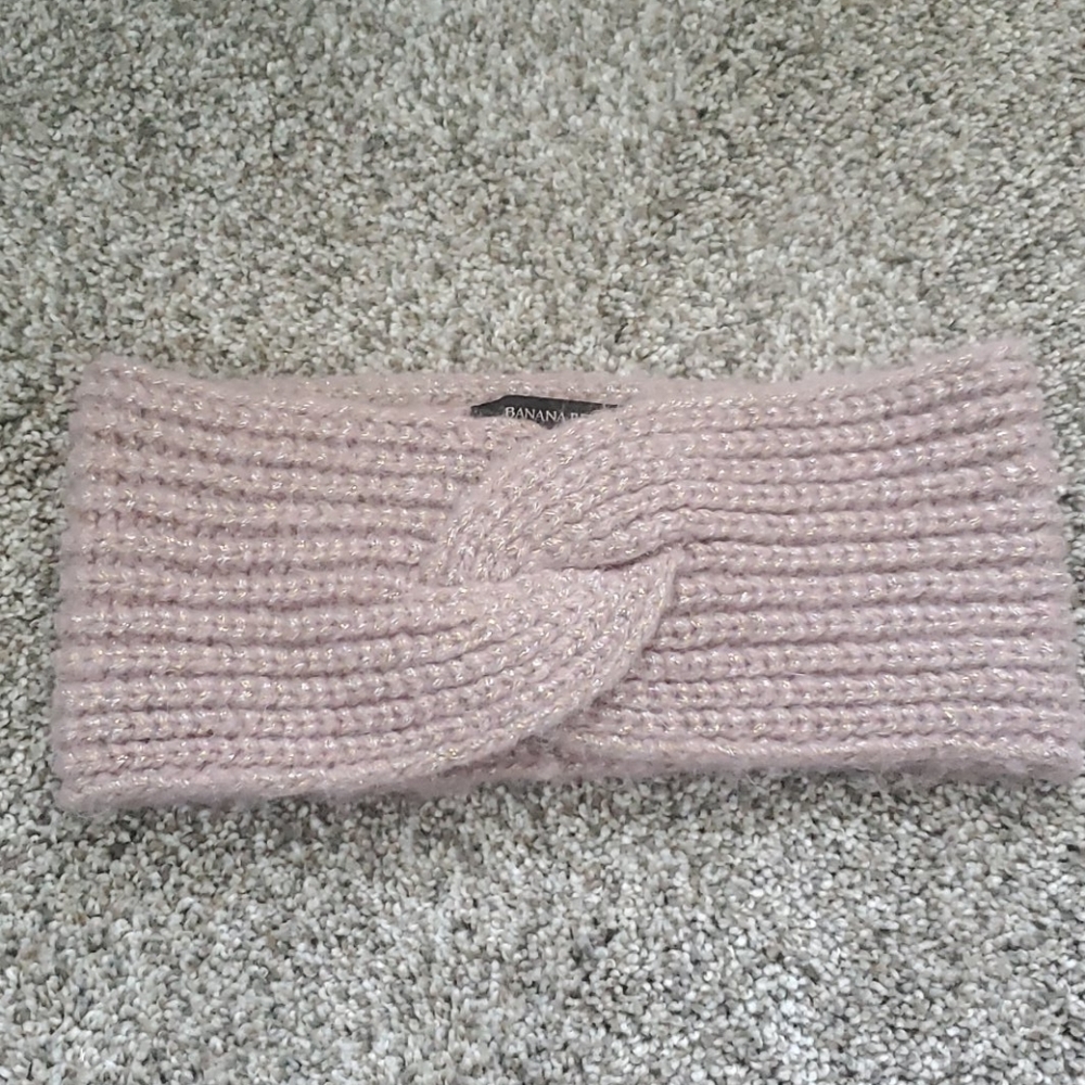 Banana Republic headband- cashmere